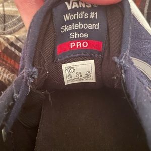 Mens vans size 10 8/10 condition! No Trades! No box! Price can be worked with!!